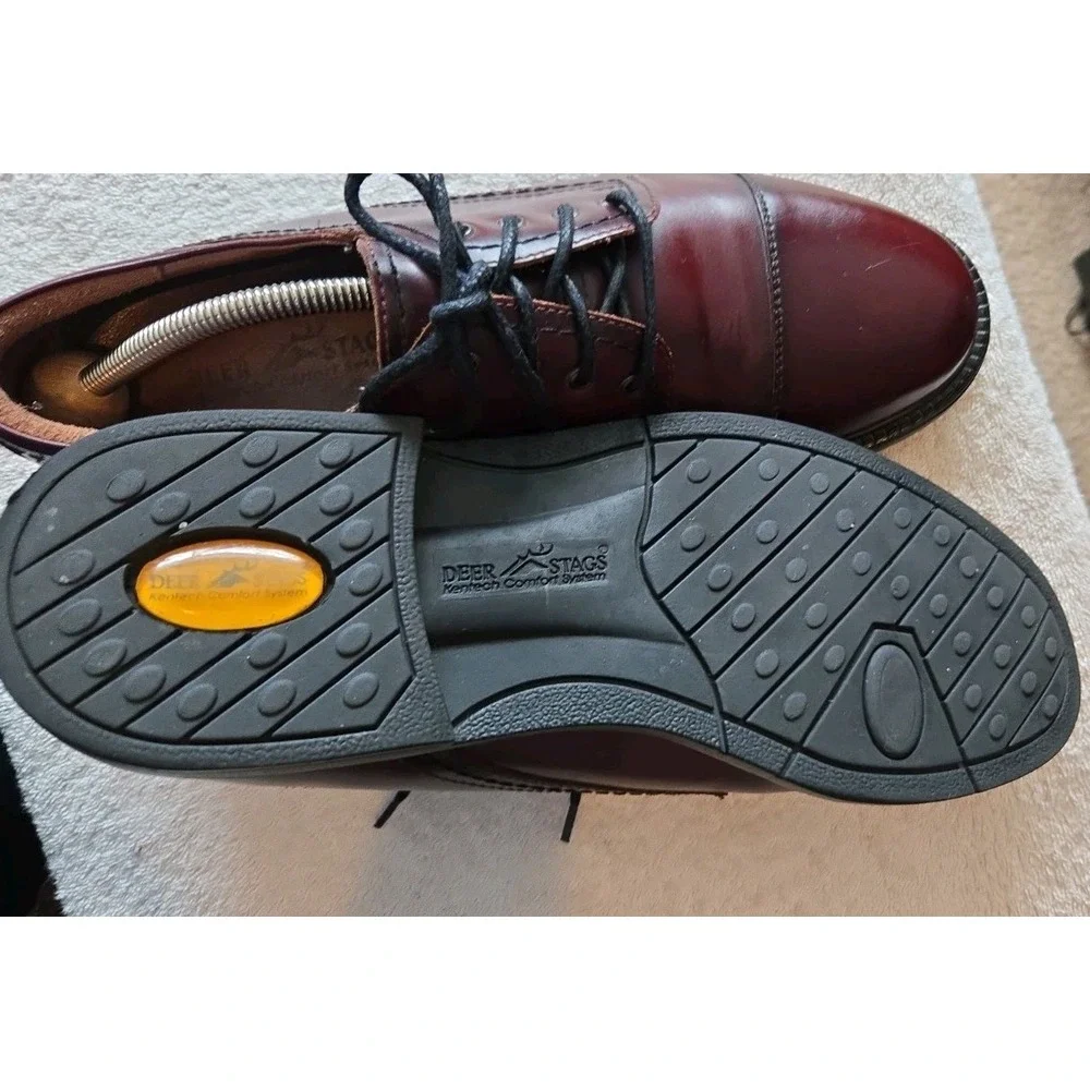 Deer Stags Men's Lincoln Cap Toe Dress Shoes Size 10M Chestnut